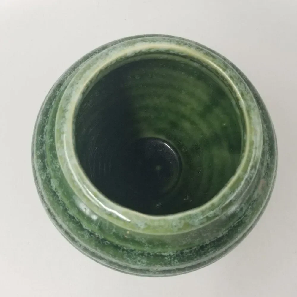 Hull Art Pottery Vintage Hull Beehive Planter 418 Urn Vase Green USA